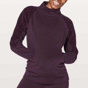 Lululemon 🍋 Floral Flock Pullover